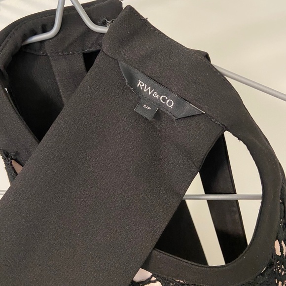 RW&CO Top - Picture 7 of 10